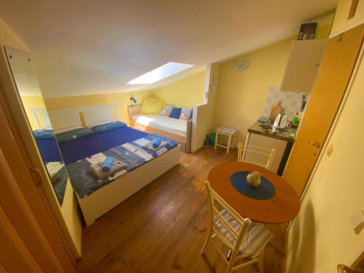 Sailor Apartments 帕格 外观 照片
